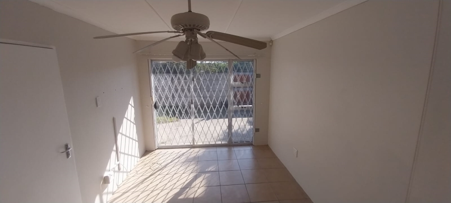 4 Bedroom Property for Sale in Gonubie Eastern Cape